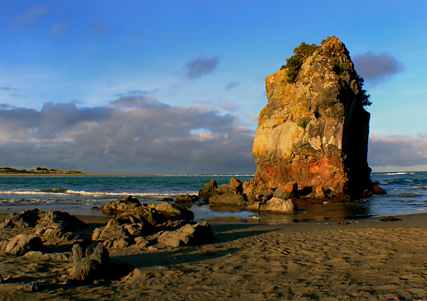 Rock formation beside the tidal shore at Sumner